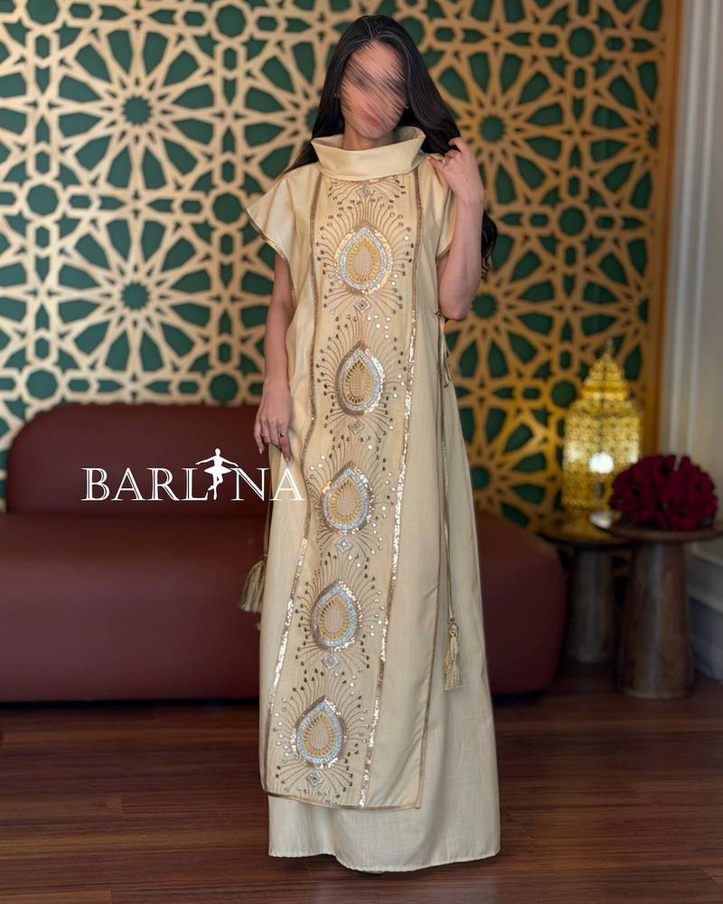 Beige jalabiya with a high collar and straight cut