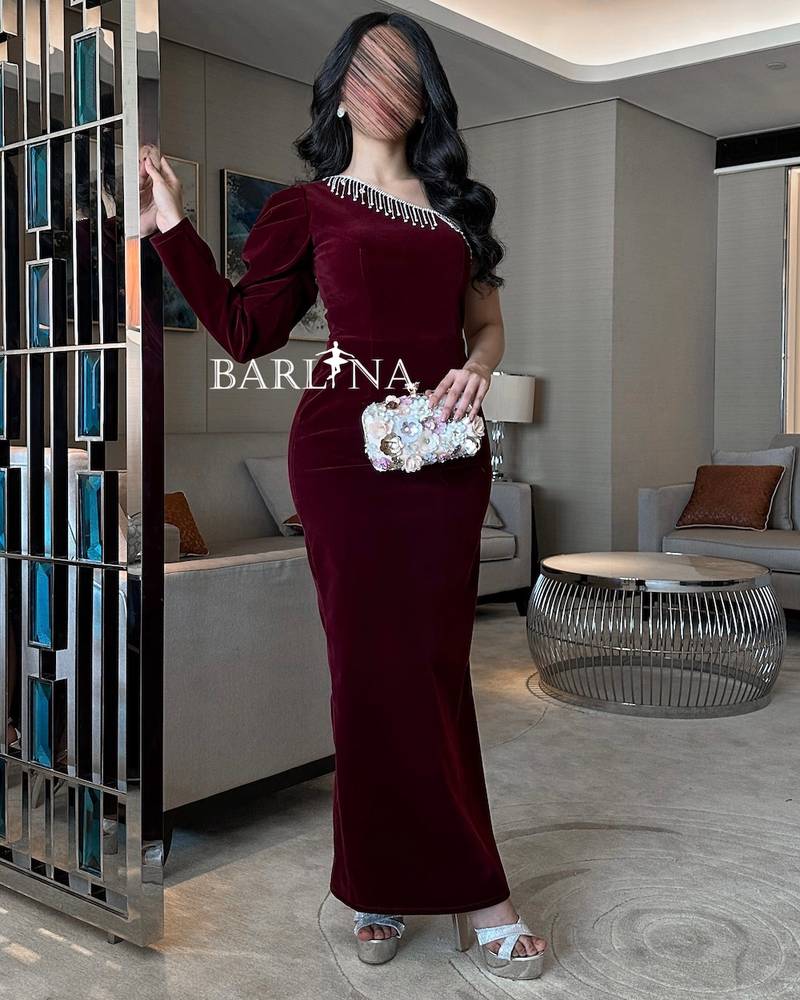 Oudi velvet dress with crystal details