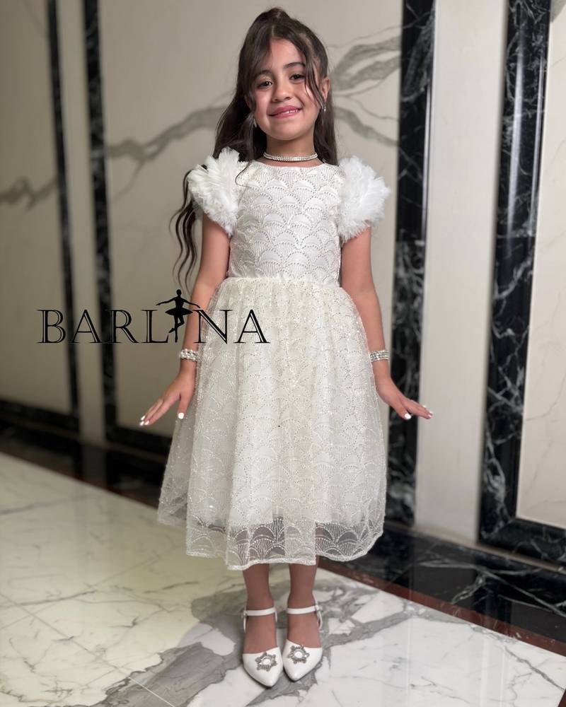 Ivory tulle girls' dress with short sleeves