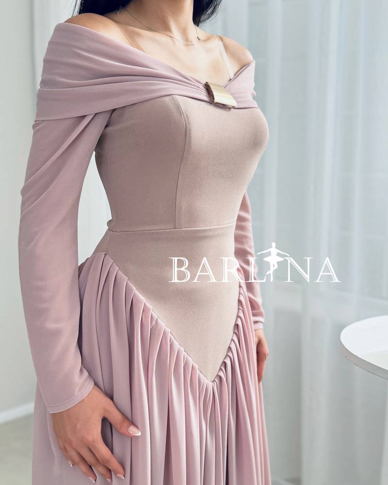 Elegant soft pink dress with soft draping