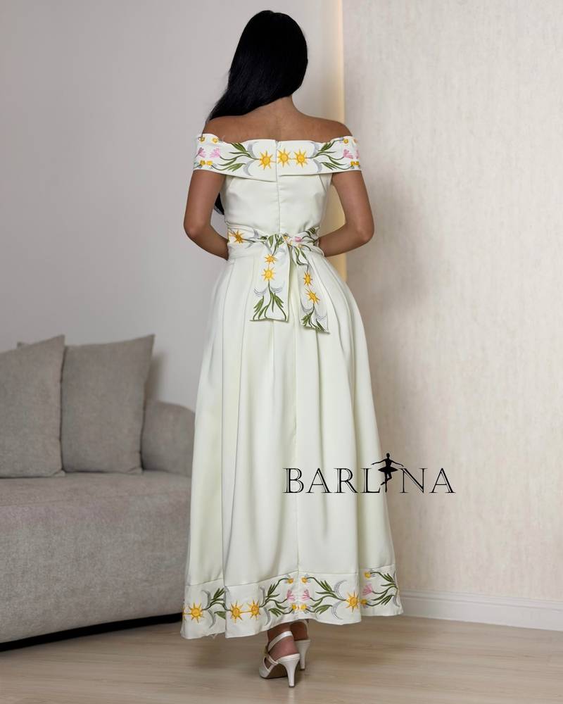 off-shoulder patterned off-the-shoulder dress
