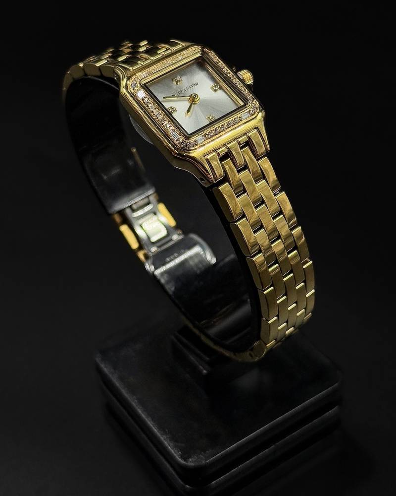 Elegant women's watch with a sophisticated square design