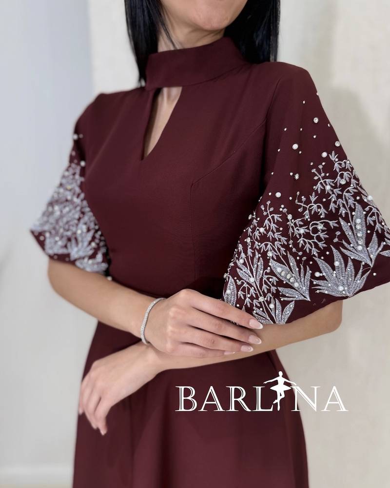 Burgundy midi dress with floral embroidered sleeves