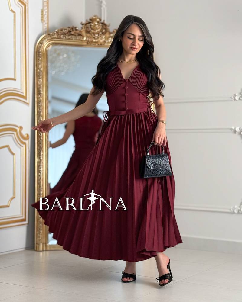 Burgundy pleated dress with front buttons