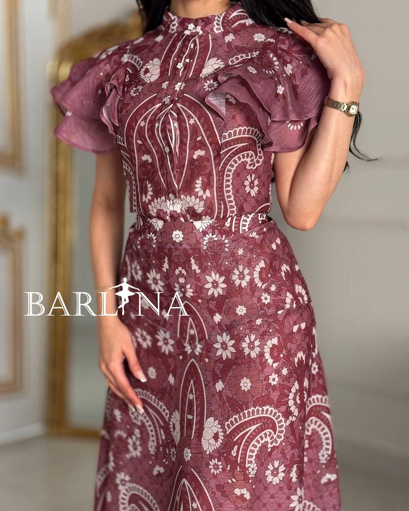 Women's floral set with short ruffled sleeves