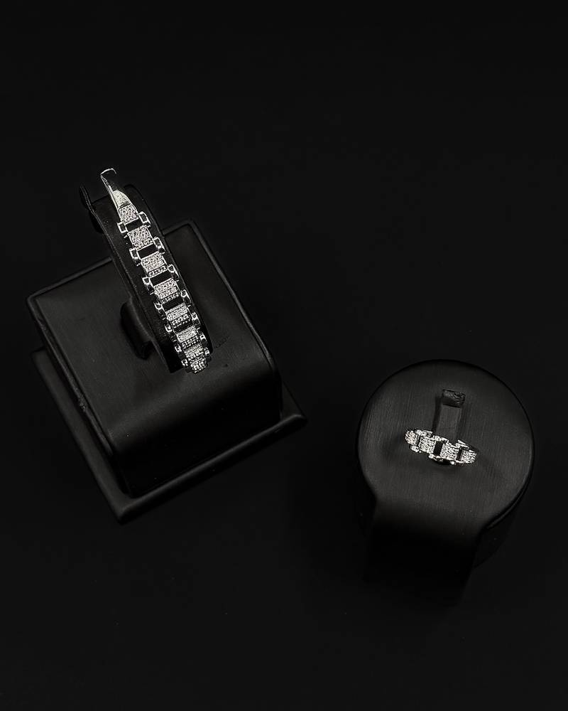 Delicate rectangular link bracelet and ring