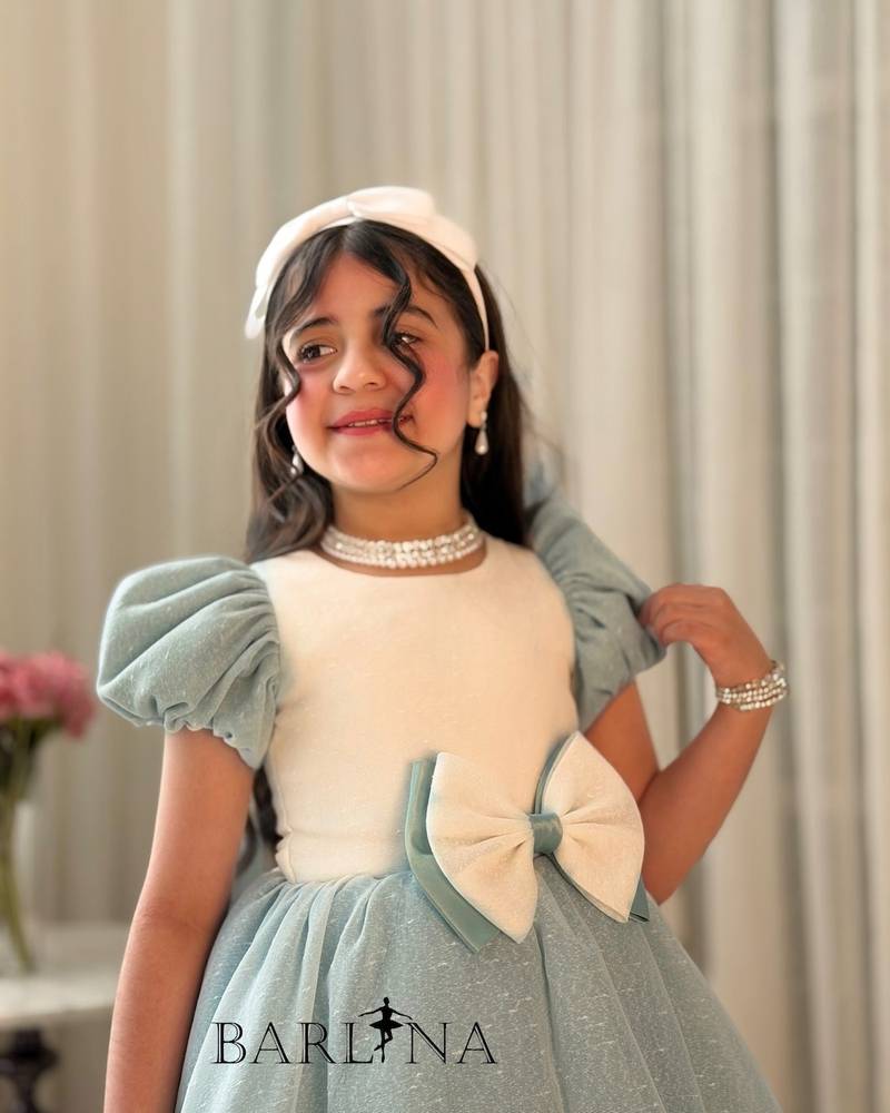 Elegant Tiffany-style girls' dress with a lace trim