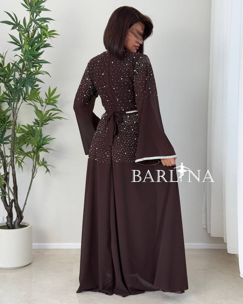 Soft brown jalabiya decorated with shimmering dots