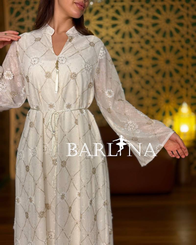 Long offwhite embroidered jalabiya