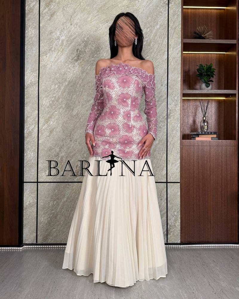 Off-white long-sleeved dress with a floral top