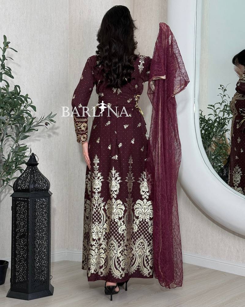 Luxurious jalabiya with sheer lace trim