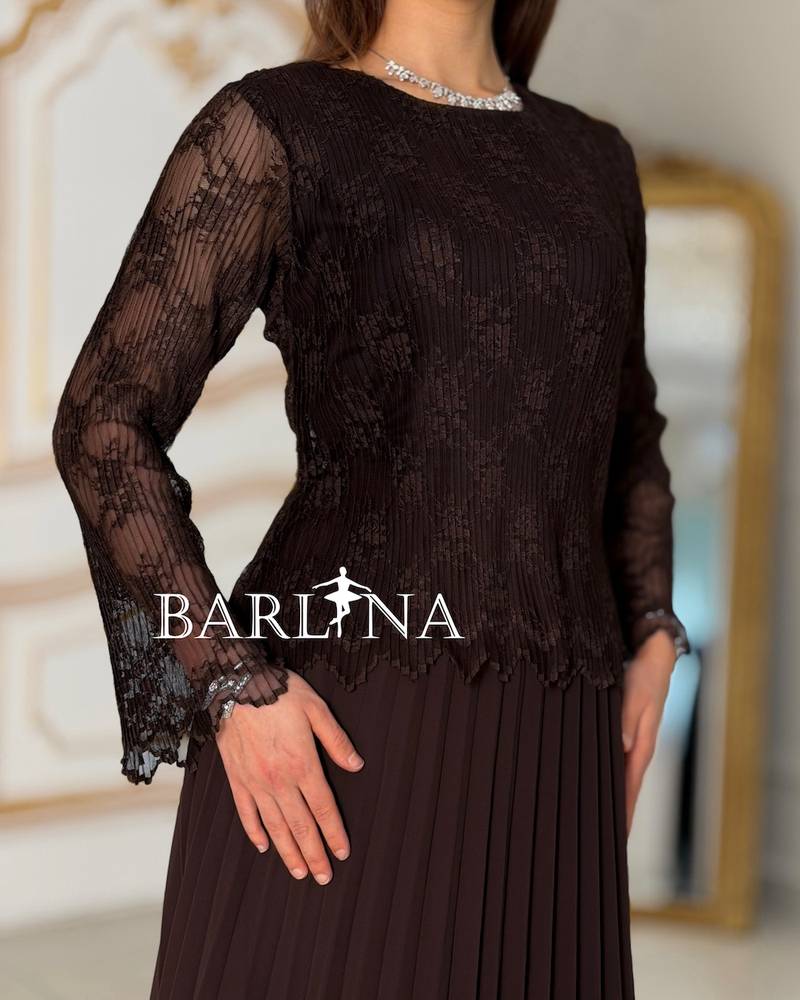 Soft brown pleated dress with stretch lace