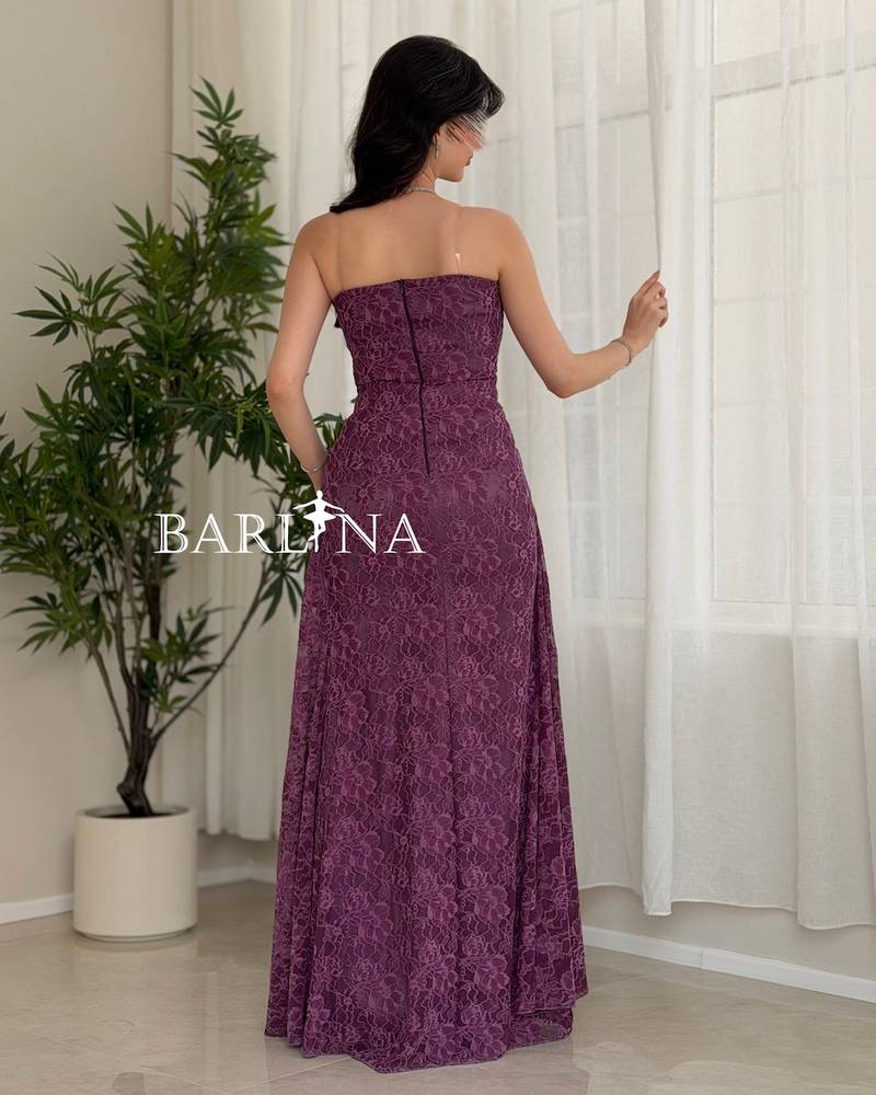 Purple lace dress with a folded collar