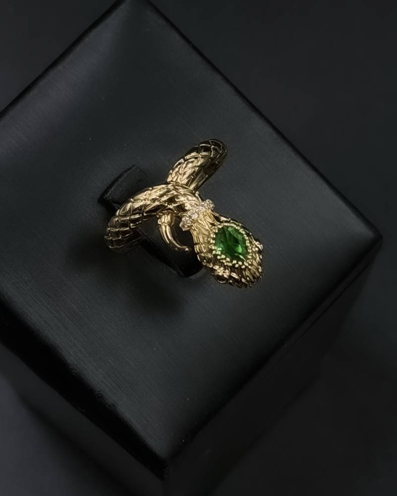 Luxury Gold Snake Design Jewelry Set
