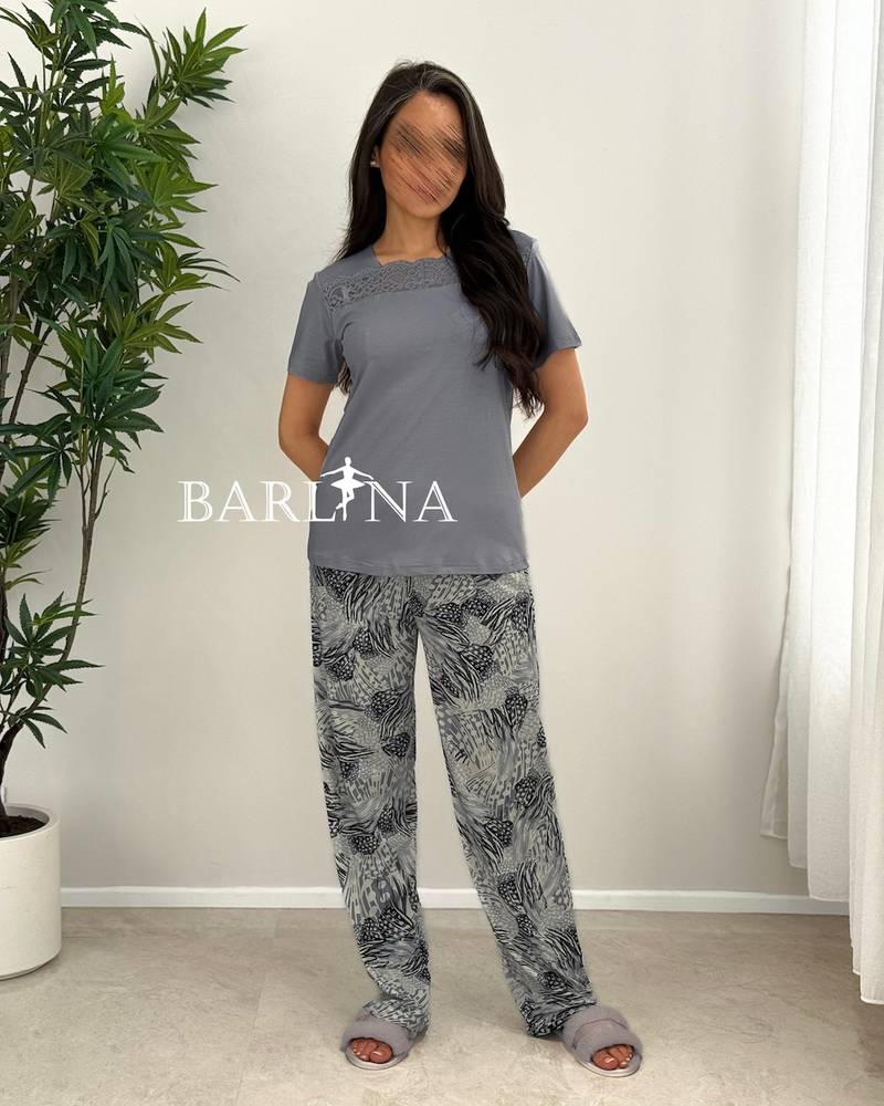 Comfortable pajamas with floral pants and lace at the chest