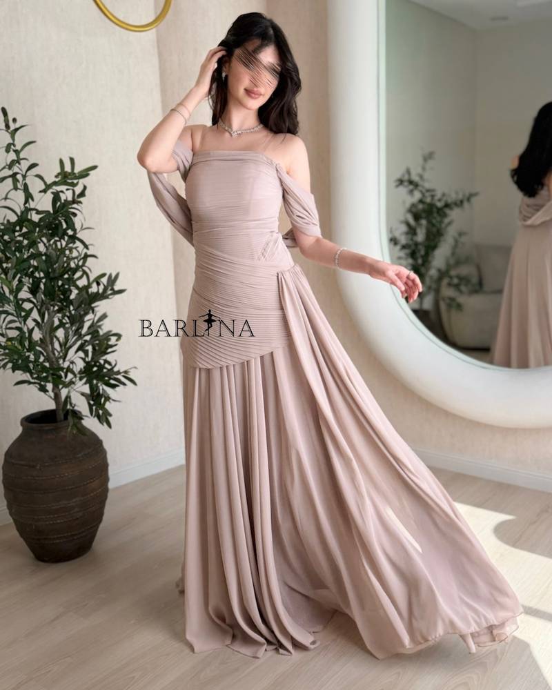 Beige dress with soft pleats and dropped shoulders