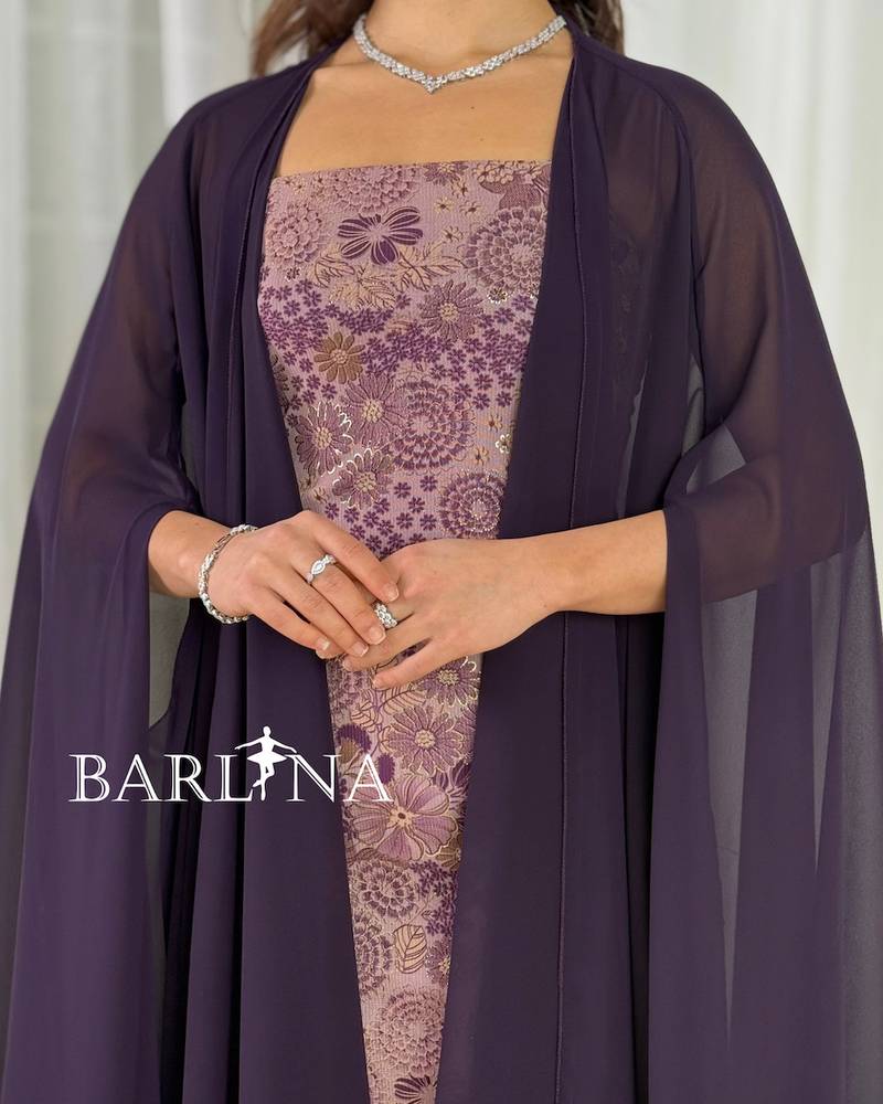 Pink jalabiya with a light chiffon overlay