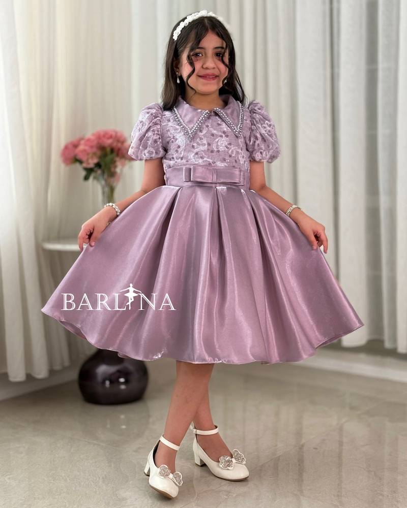 Girls’ mauve puffy dress with a decorated collar