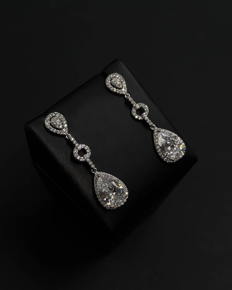 Luxurious silver earrings with a tiered design