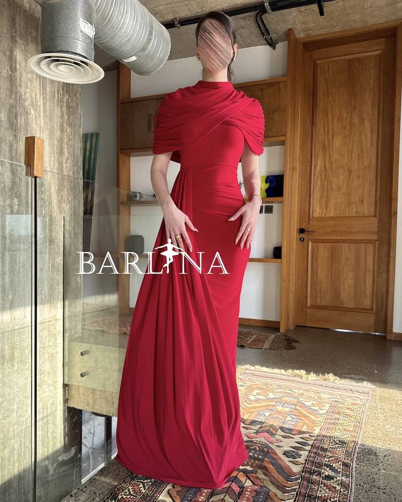 Red long dress with flowing sleeves