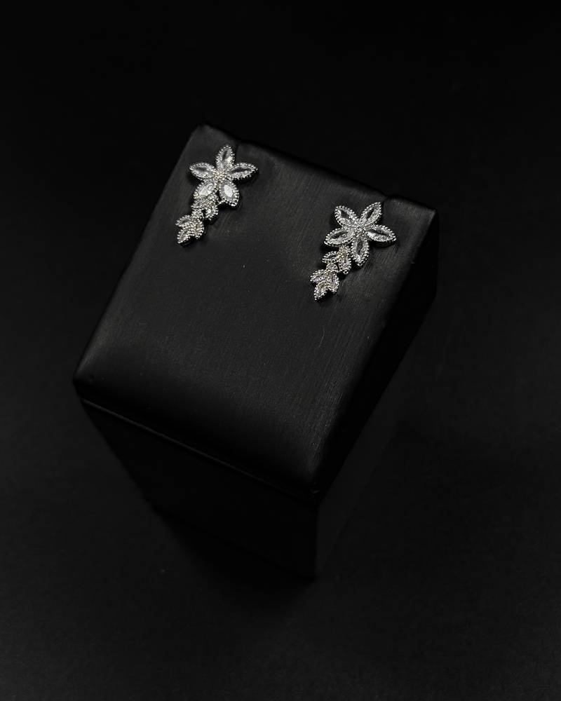 Elegant rose-themed accessory set with a watch