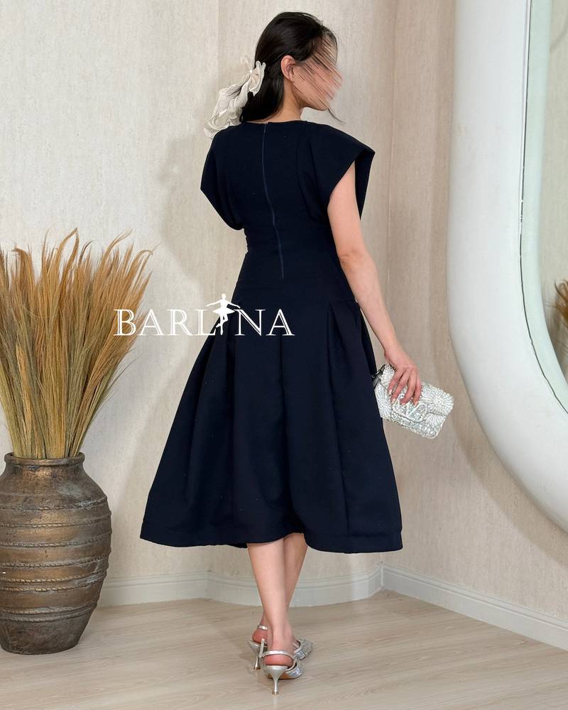 Soft Navy blue midi dress with prominent shoulders