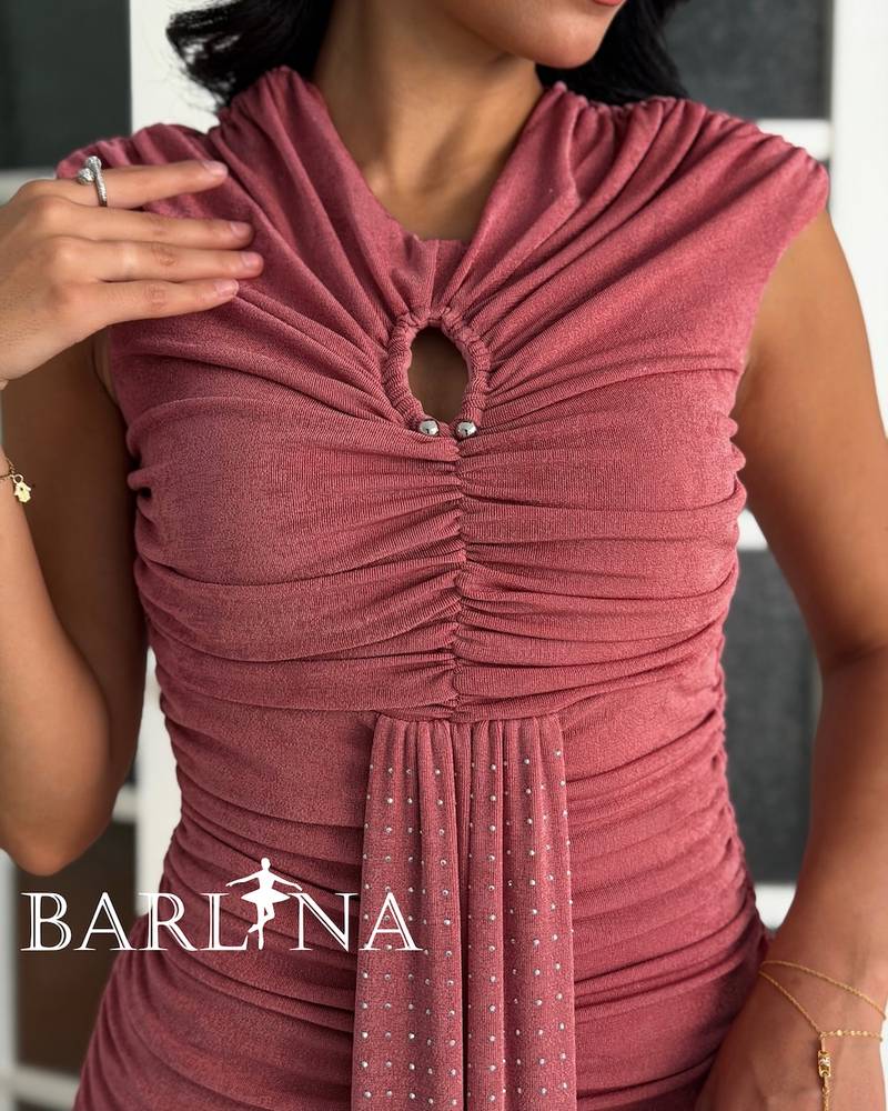 Pink fitted dress with a train in the front
