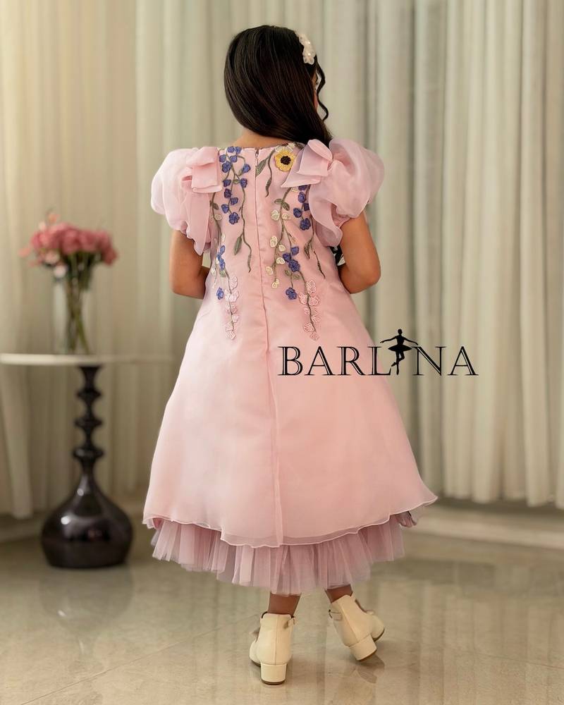 Pink girls' dress embroidered with raised roses