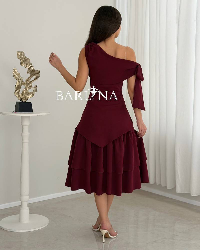 A soft and elegant dress with smooth layers
