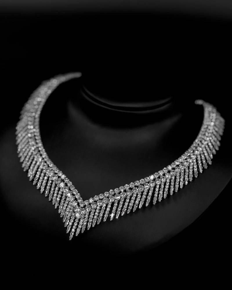 Delicate leaf design accessory set studded with stones