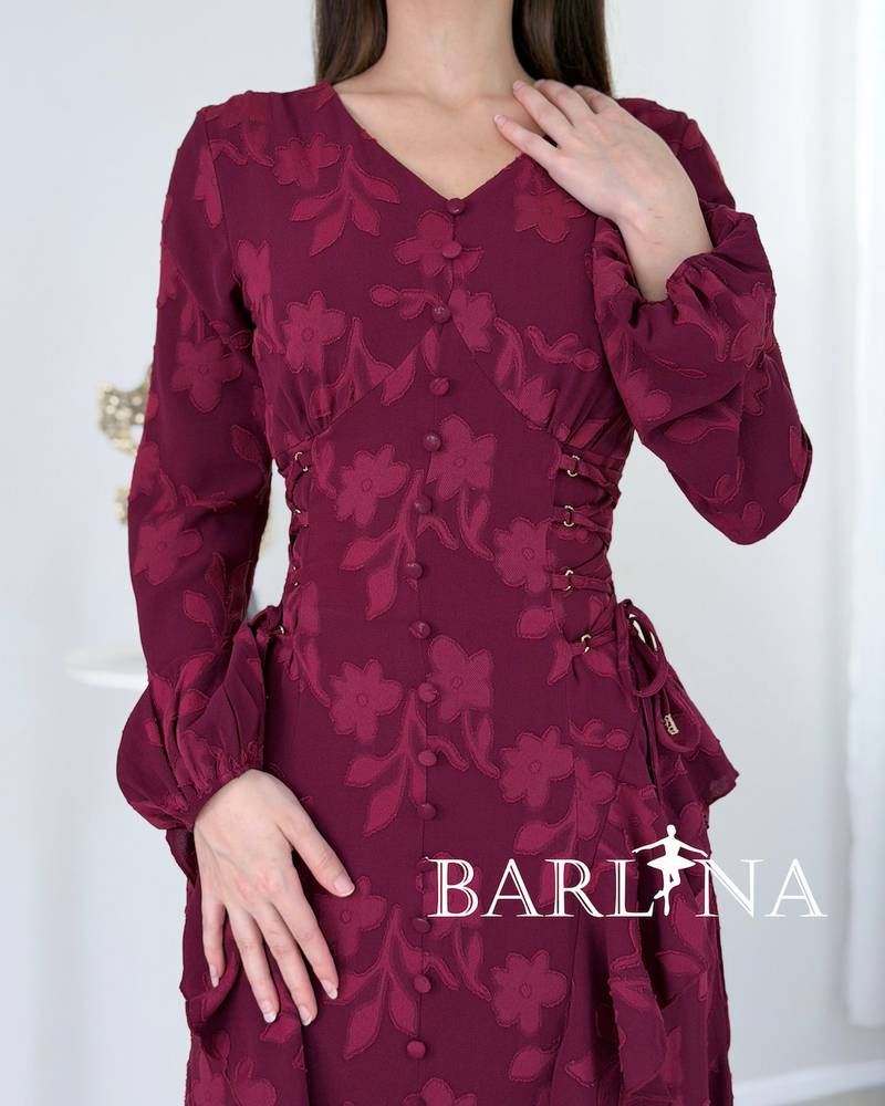 Soft fuchsia dress with side details and buttons