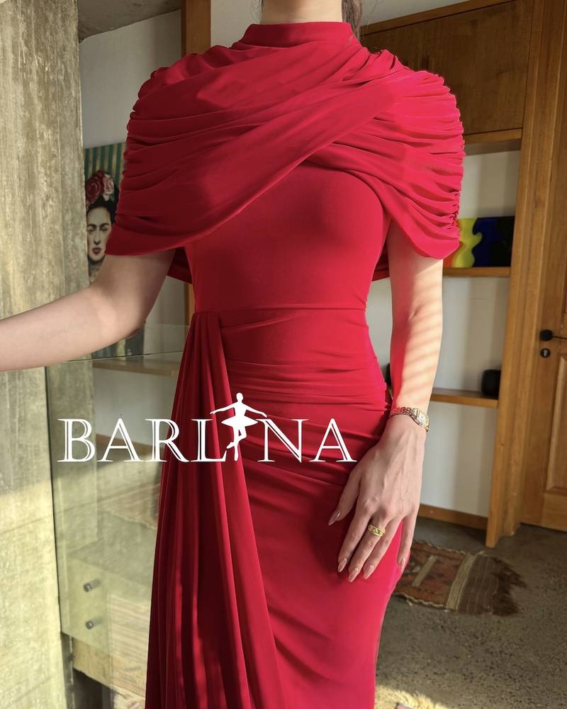 Red long dress with flowing sleeves