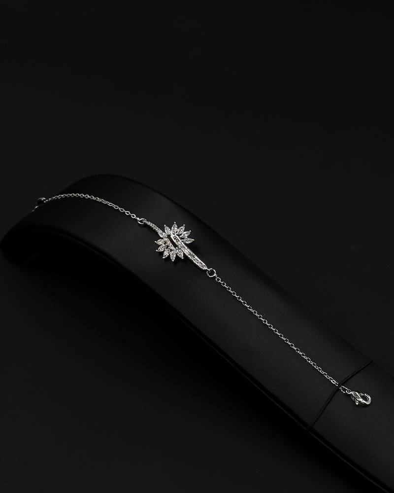 Sparkling wing design accessory set