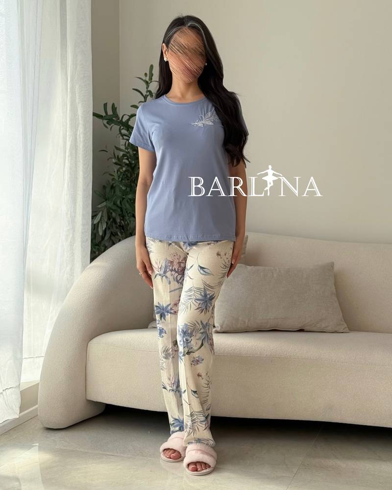 Tropical leaf print pajamas