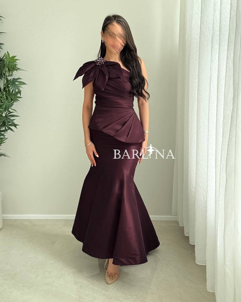 One-shoulder brown mermaid dress
