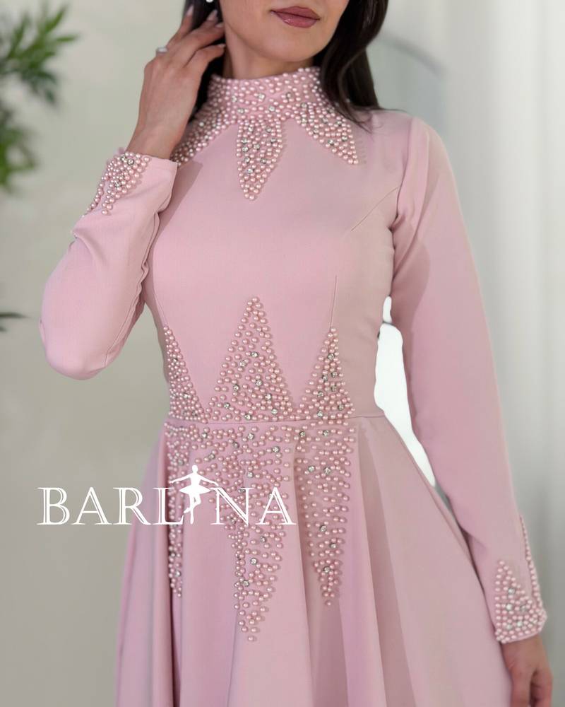 Soft pink midi dress with a feminine flared cut