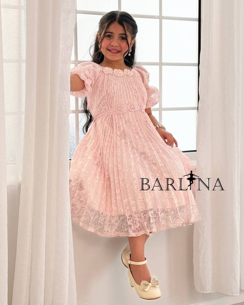 Girls' dress with floral fabric