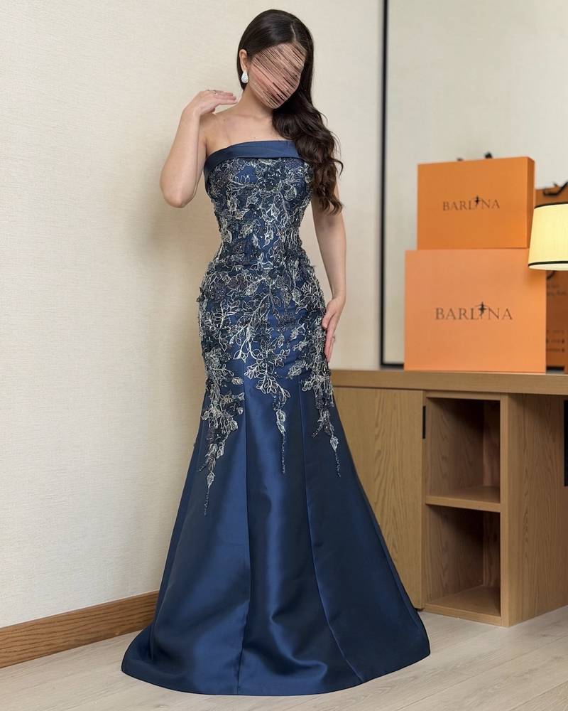 Elegant navy blue mermaid evening dress