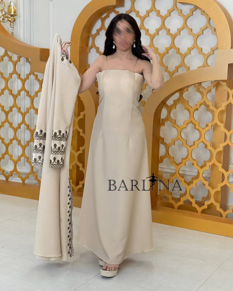 Beige jalabiya with a long embroidered skirt