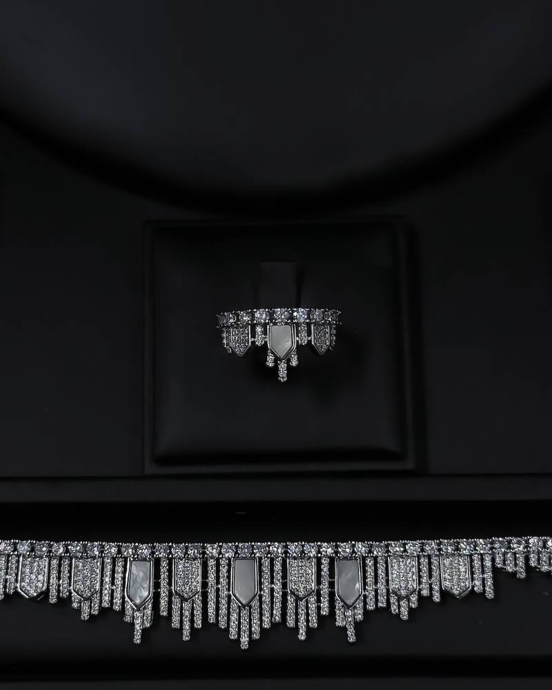 Luxury tassel accessory set