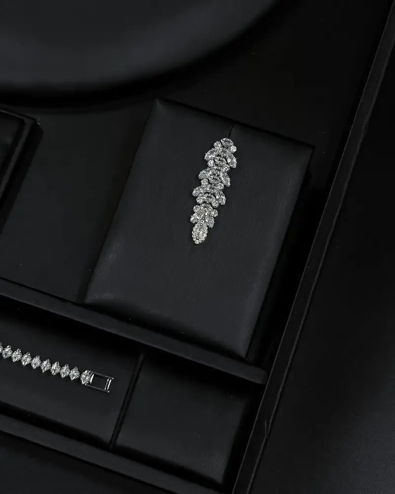 Elegant accessory set studded with sparkling crystals