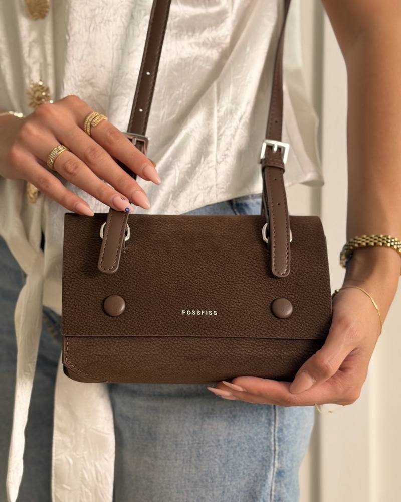 Stylish handbag with a modern design