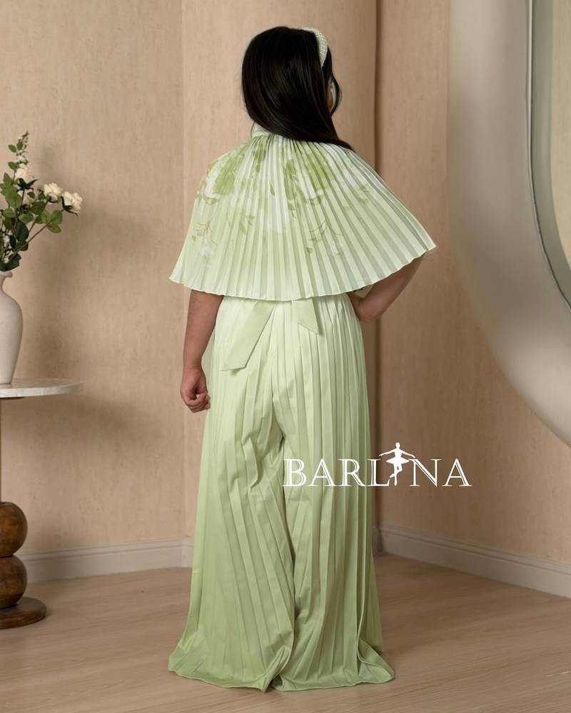 Girls' two-piece pleated jumpsuit