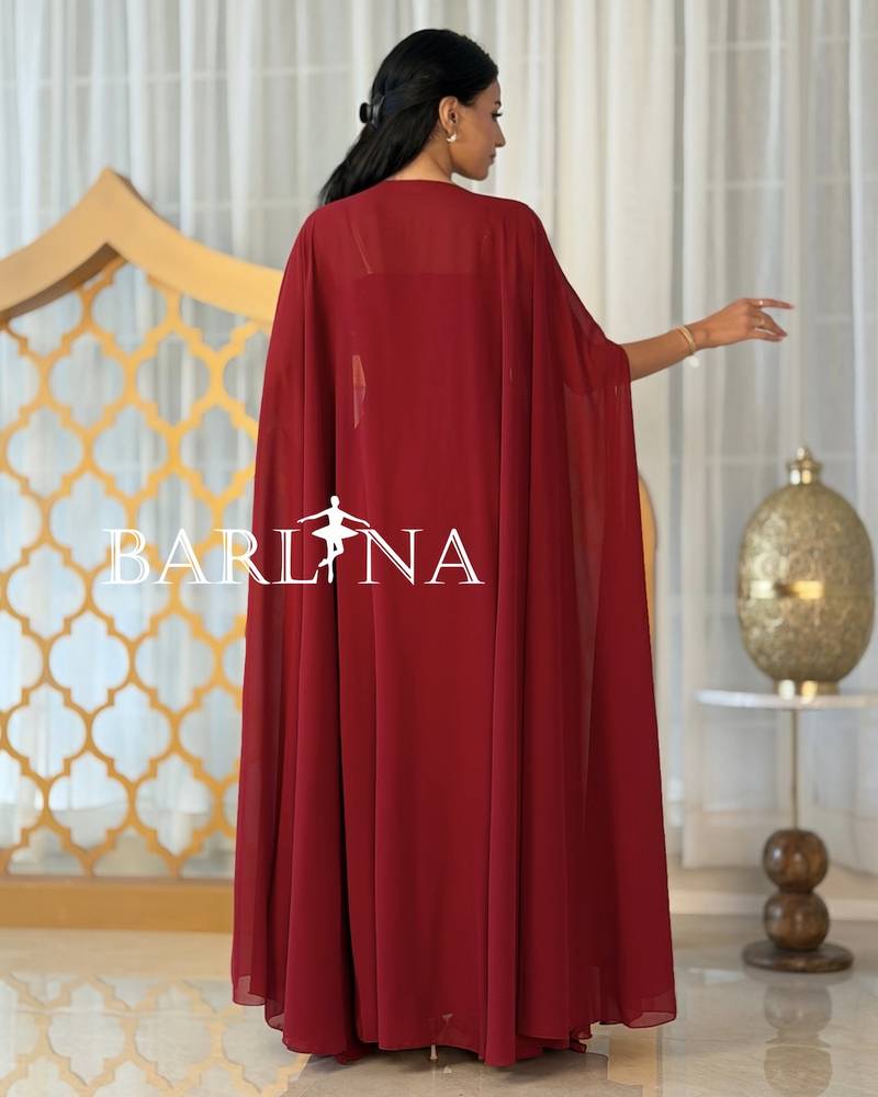 Long jalabiya with a luxurious traditional pattern