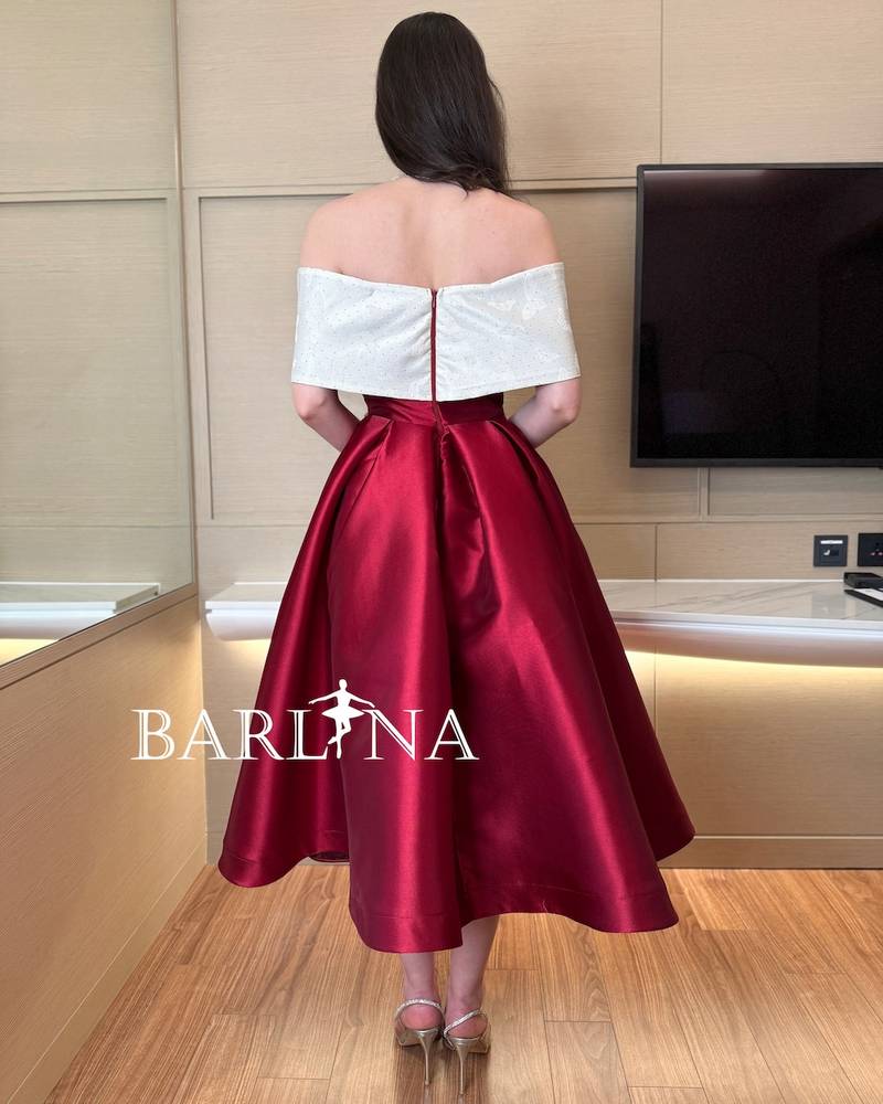 Burgundy midi dress with butterfly print shoulder
