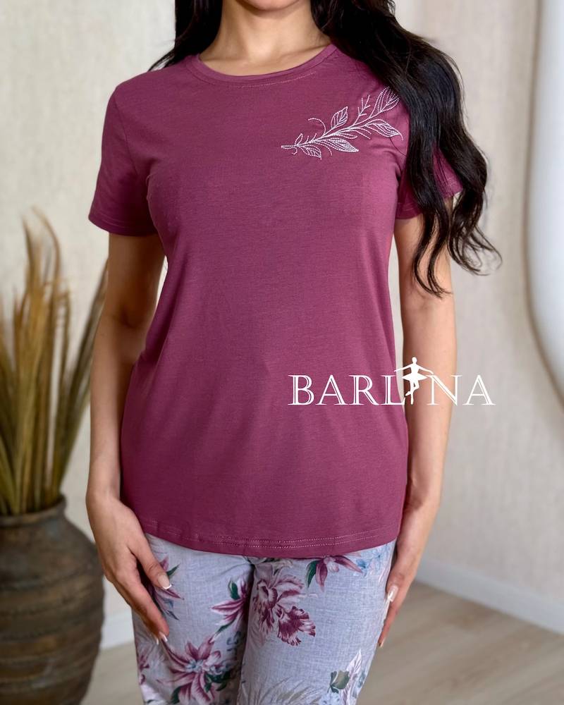 Tropical leaf print pajamas