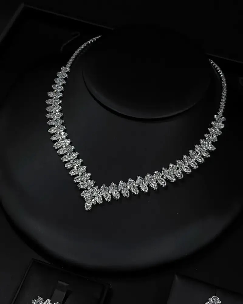 Elegant accessory set studded with sparkling crystals
