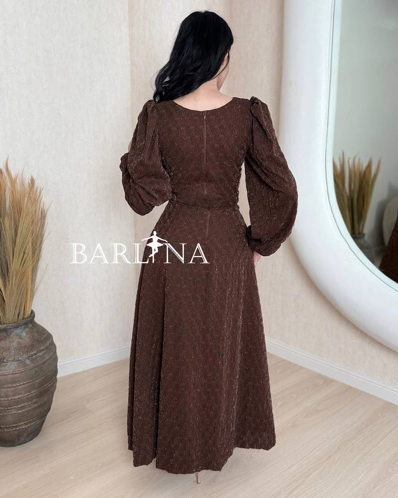 Soft brown dress with long puffed sleeves