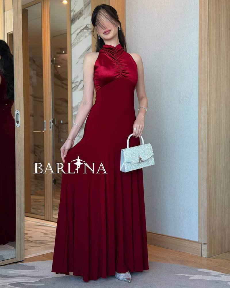 Elegant red dress with a wide skirt
