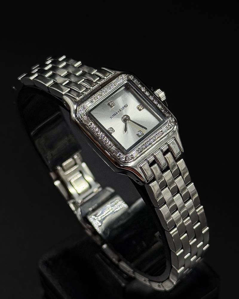 Elegant women's watch with a sophisticated square design